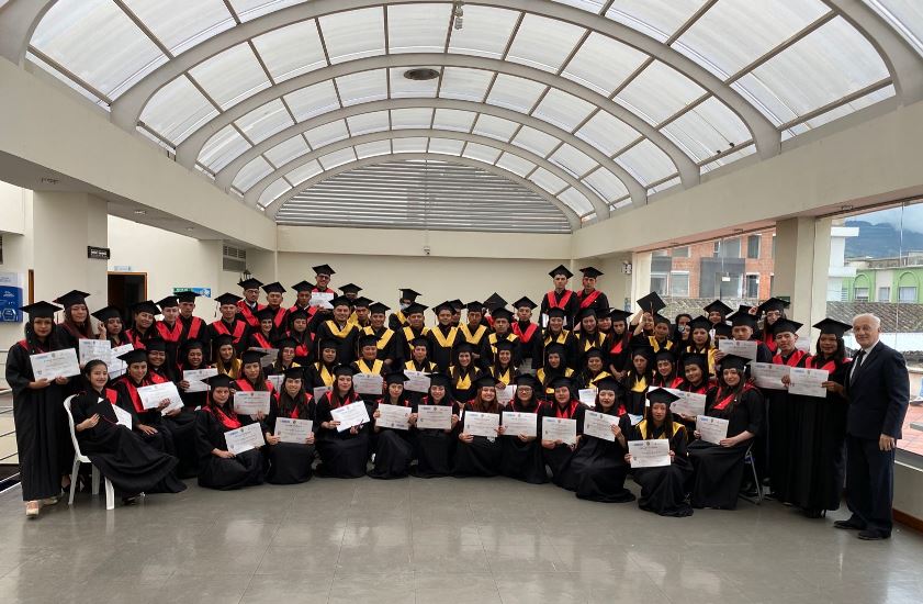 Más de mil jóvenes certificados como técnicos laborales a través del programa “TransFórmate”
